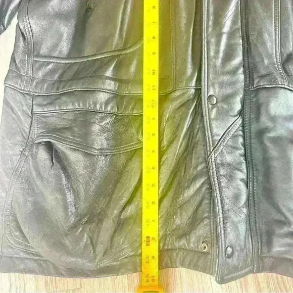 HOLT RENFREW BLACK LEATJER WINTER COAT FOR MEN SIZE M/L - Picture 11 of 16